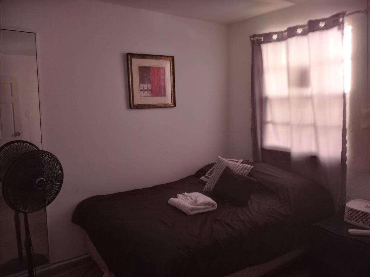 Figueroa Guest Rooms In Country Club Сан Хуан Екстериор снимка